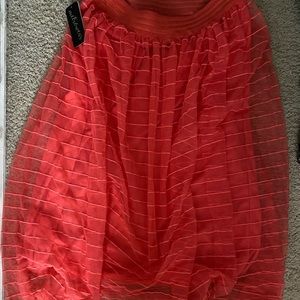 NWT Metro Wear skirt-super cute for summer!!